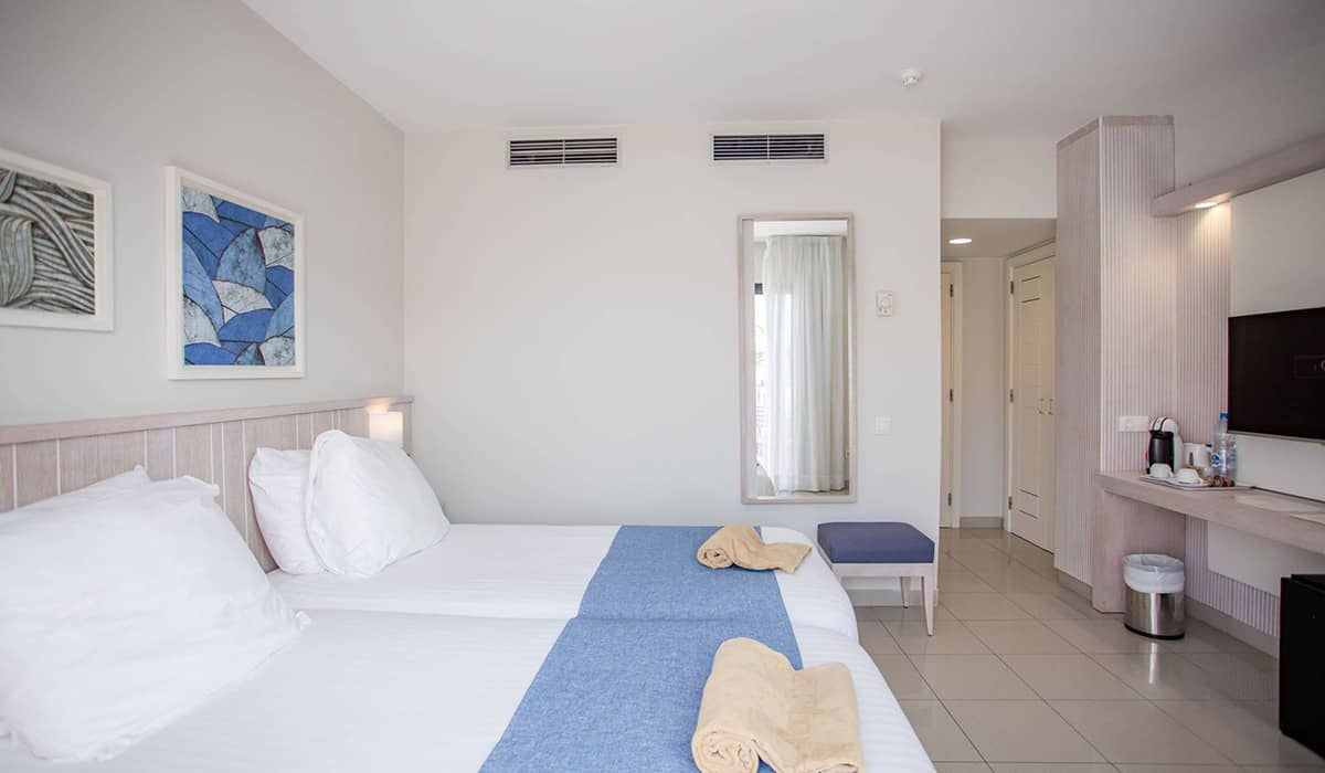 Caybeach Hotels